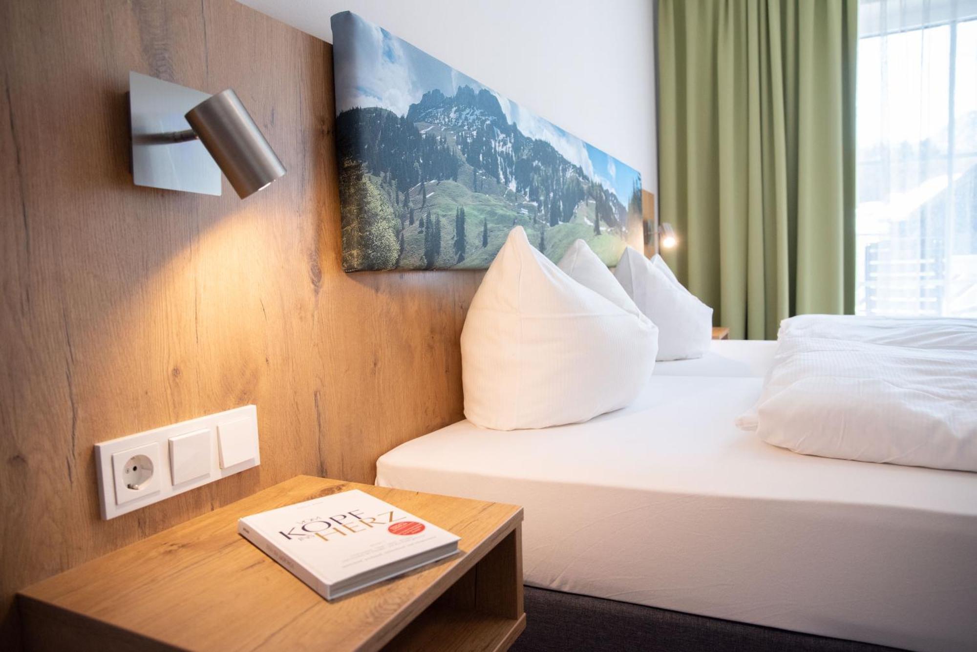 Burghotel Aschau อัสเชา อิม คีมเกา ภายนอก รูปภาพ